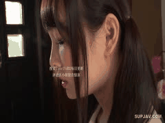 优等生班长与淫荡老妇身心互换！认真高中女生瞬间沦为性爱机器