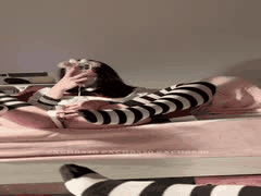 #搽搽 #XCHA520 #自慰 @loicu震动棒跳蛋乳夹淫纹黑丝白袜白虎粉嫩肉鲍_1