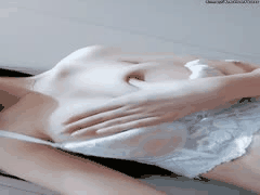 绝色佳人茶茶极品尤物：魔鬼身材一字马大白兔诱惑