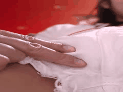 川口樱颤抖高潮极乐！首次追击绝顶潮吹美少女3P狂欢