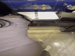 一线天嫩鲍美女全天强制潮喷高潮！炮机双插嘴逼绝顶狂欢