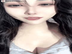 高颜值巨乳女神Coco裸舞自慰 隔内裤喷水高潮狂欢