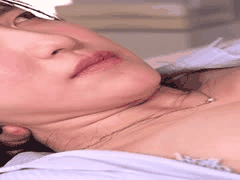 三木环奈巨乳OL奶头骚扰高潮失禁！黑丝美腿潮吹放尿狂欢