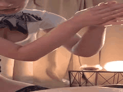 G杯女技师秘密按摩诱惑！低语直击敏感区，20发无套中出高潮迭起 - 五日市芽依