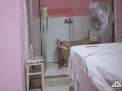 风骚少妇木桶浴服务全过程诱惑记录