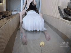 丰满肉臀御姐桑拿浴激情诱惑