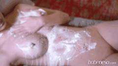 台湾童颜嫩穴反差台妹OnlyFans私密诱惑巨乳摇曳让人血脉喷张欲火焚身