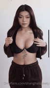 OnlyFans上海亚裔巨乳辣妹shanghaishawty合集2美乳晃荡私密诱惑火辣身材让你欲火焚身欲罢不能