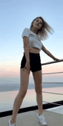 OnlyFans欧美高颜值博主EvaElfie精彩合集_2