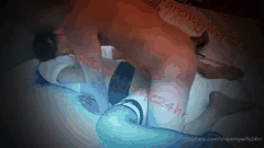 台湾人妻绿帽露出多人群P激情合集_9