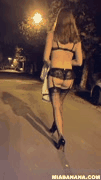 OnlyFans精选_媚黑人妻露出合集_高质量诱惑作品_24