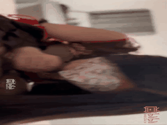 清纯反差婊道具自慰狂欢_翻白眼吐舌头高潮喷汁_无毛白虎逼玩到腿软