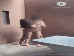 OnlyFans翘臀网红#babysexnitynine浴室激战：女上位骑乘后入电动马达臀+深喉颜射私密性爱