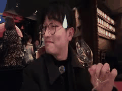 大阪上流俱乐部奢华内幕_名人老板一晚狂烧72万的纸醉金迷体验