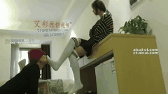 艾彩女王调教男M精选合集_足控爱好者必看精彩片段_2