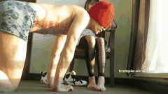 艾彩女王调教男M精选合集_足控爱好者不容错过_1