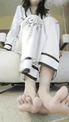 天蝎座胖虎的足交调教合集5丝足与足膜的完美结合_8