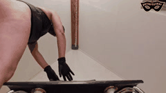 P站胶衣调教合集_女主多道具支配男伴全记录