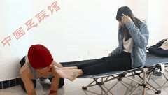 艾彩女王高质量SM调教男M系列精选_足控必看经典作品