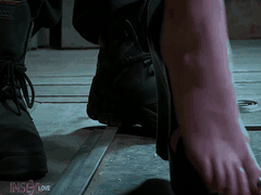 圈养犬奴调教性虐全网精选_重口表情包刺激感官_沉浸式SM快感让你上瘾