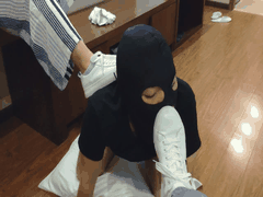 恋兮夫妻主小白鞋狂虐男奴_潮吹群交学生萝莉调教高潮迭起