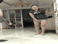 熟女母狗网调沦陷_老公在家目睹老婆筷子插穴狂饮口水吞鸡巴_虐爽喷汁高潮不止