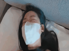 牛仔裤破洞忍不住直捣蜜穴_调教骚货狂野猛干喷水高潮