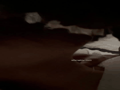 下药迷晕黑丝美女_各种物件尽情塞入私处随意玩弄