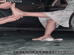 韩国大叔户外舔裸足素人美女脚趾开发狂欢合集