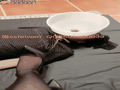 重庆王妃恋足狂欢_端盆喝尿高品质重口视频