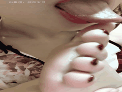 御姐丝袜足控福利_美腿摩擦高跟诱惑_舔趾裸足性感特写