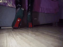 丝足高跟鞋诱惑：素人恋足足秀大放送