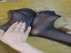 黑丝足恋诱惑：牛奶搅拌丝袜的极致快感