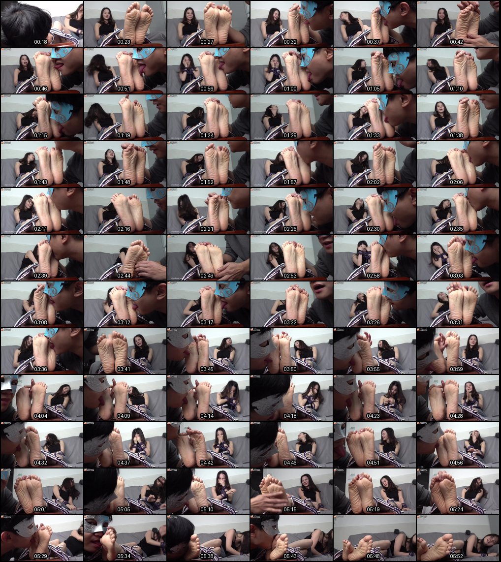 诱惑裸足秀：专业脚模纯舔脚系列