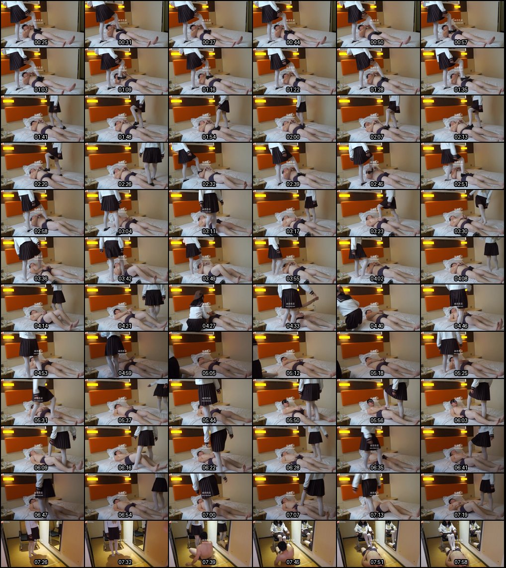 JK萝莉白丝足交踩踏，隔内裤制服诱惑玩弄