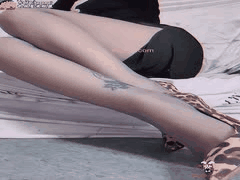 诱惑美足足交：精品恋足视觉盛宴