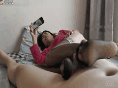 贱畜母狗赵晓利丝袜足交口交调教全记录