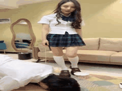 冰冰女王强势调教学弟！学弟彻底沉沦为学姐的专属奴隶