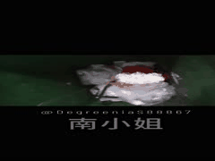 推特网红南小姐人形母狗户外露奶自慰尿尿 厕所吃厕纸垃圾桶吞用过避孕套精液