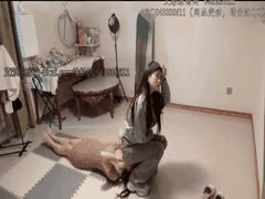 内地女主俱乐部SM调教私拍：高跟女王的支配诱惑