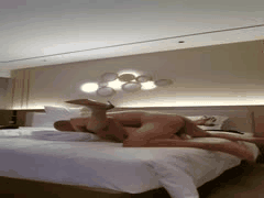 内地熟女SM直播：中年妖精喝尿调教大秀_1