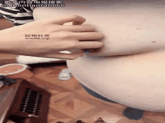 沅芷高跟重味SM：蒙头掐乳踩乳极致调教