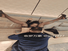 合伙人狂舔人妻骚穴_绿帽老公调教母狗妻子浪叫不止