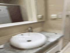 彤彤乖极品人妻户外自慰露出_刺激人前玩火高潮