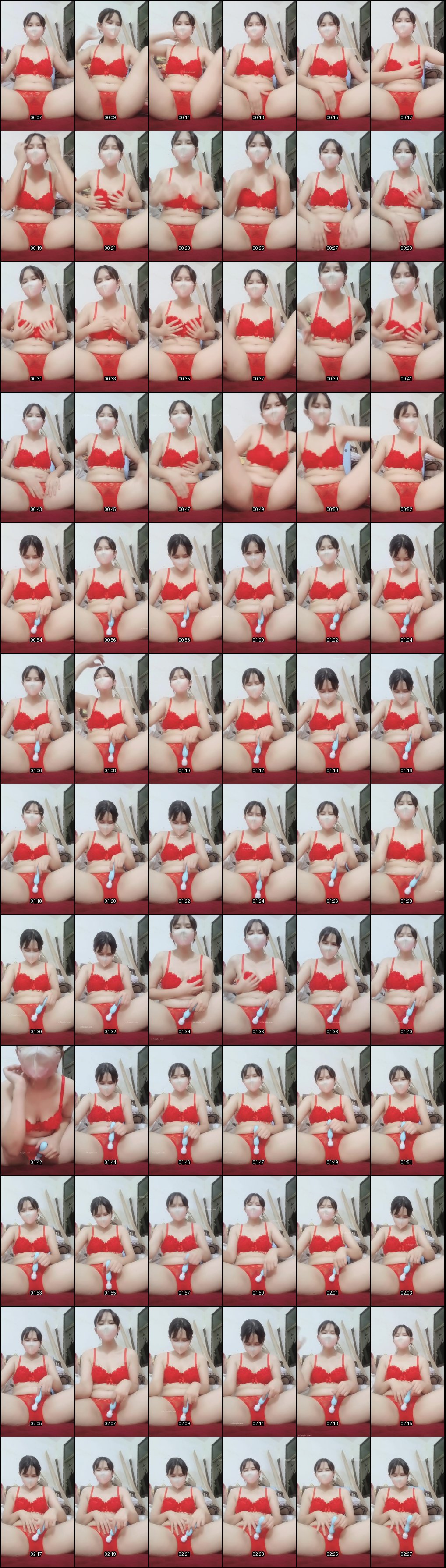 推特极品丝袜淫妻丸子：大奶巨乳足交榨精各种丝袜激情性爱