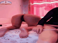 风骚人妻姐妹花双人诱惑：淫语互动撩骚+道具抽插展示，撅臀求欢超刺激！