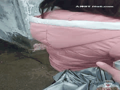 驾校少妇献身教练：为学开车不惜简易房地上激战