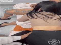 绿帽老公安排黑丝老婆与朋友3P狂欢，自拍记录被操全过程