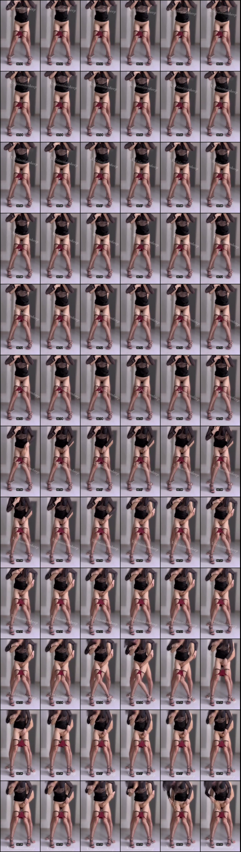 九头身性感人妻黑丝高跟裸舞诱惑，站立后入筷子美腿插入蝴蝶蜜穴淫叫不止