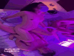 NTR人妻携18岁嫩妹激战四男，瑟瑟导演高清力作